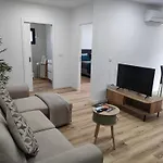 Hillslope House São Vicente