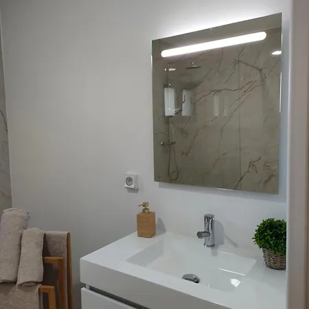 Hillslope House بيت للعطل