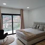 Hillslope House בית נופש *