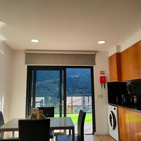 Hillslope House Sao Vicente (Madeira)