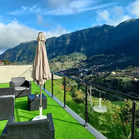 Hillslope House Casa de Férias São Vicente