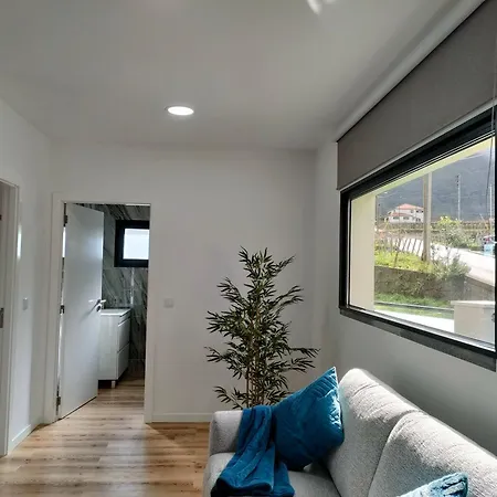 Holiday home Hillslope House