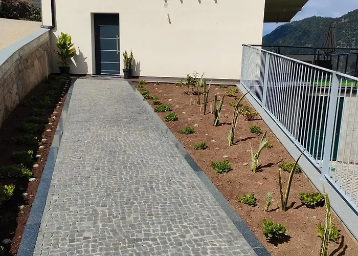 度假居 Hillslope House