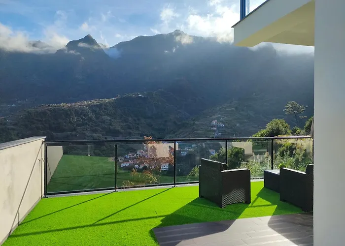 Hillslope House 度假居 São Vicente