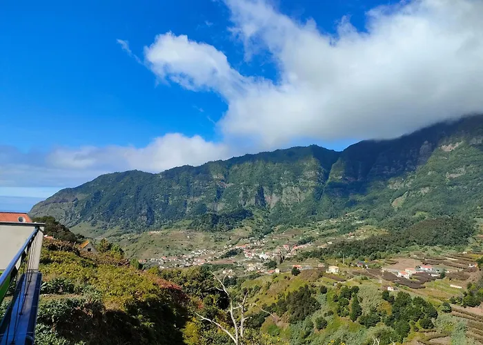 Hillslope House * São Vicente