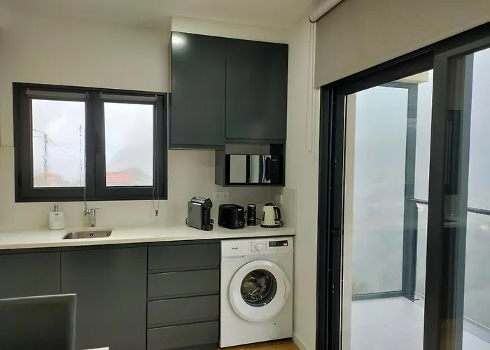 Hillslope House * São Vicente