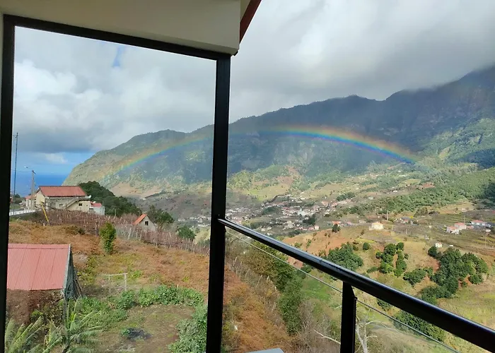 度假居 Hillslope House