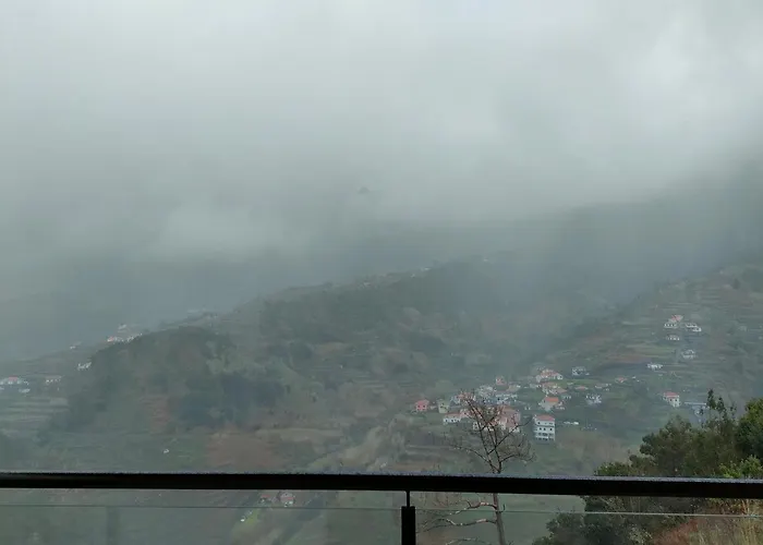 Hillslope House 度假居 São Vicente