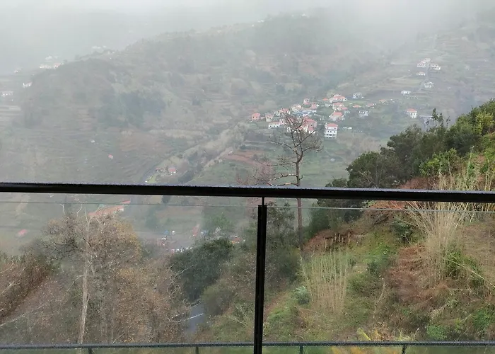 Hillslope House São Vicente
