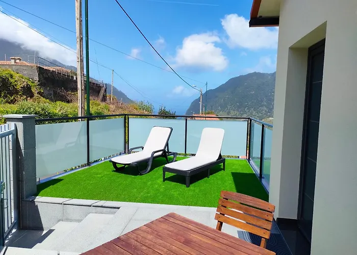 Hillslope House Tatil Evi *